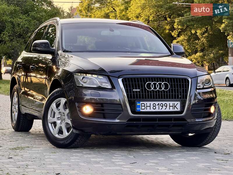 Внедорожник / Кроссовер Audi Q5 2009 в Одессе