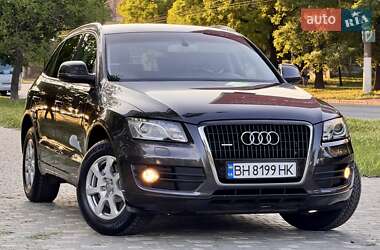 Внедорожник / Кроссовер Audi Q5 2009 в 