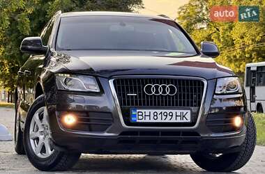 Внедорожник / Кроссовер Audi Q5 2009 в 