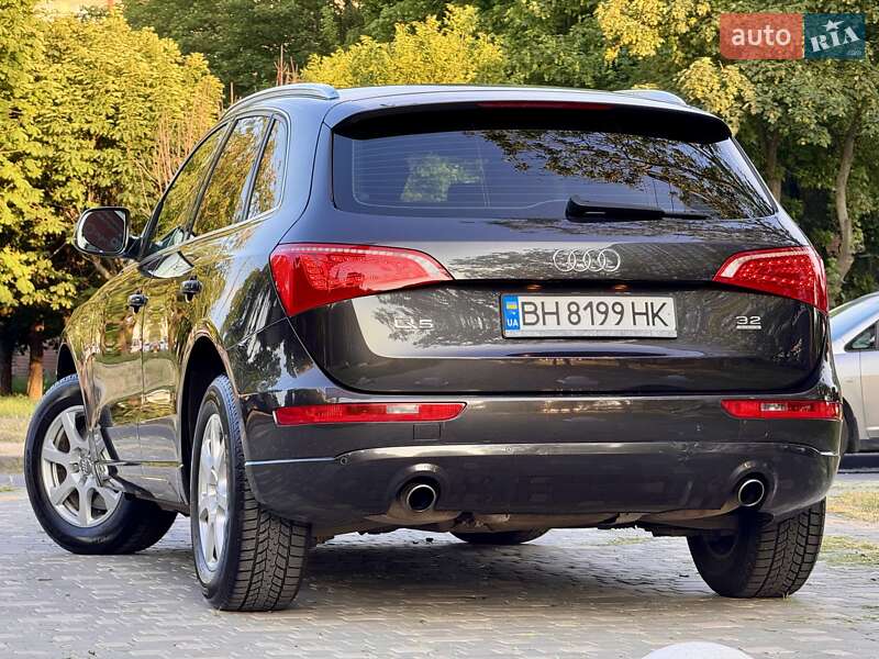 Внедорожник / Кроссовер Audi Q5 2009 в Одессе