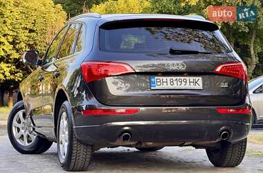 Внедорожник / Кроссовер Audi Q5 2009 в 