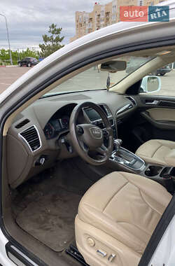 Внедорожник / Кроссовер Audi Q5 2013 в 