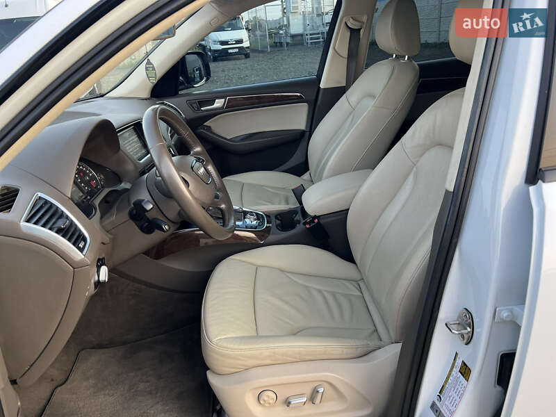 Внедорожник / Кроссовер Audi Q5 2017 в Луцке