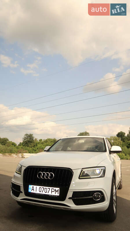 Позашляховик / Кросовер Audi Q5 2016 в 