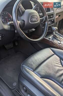 Позашляховик / Кросовер Audi Q5 2014 в 