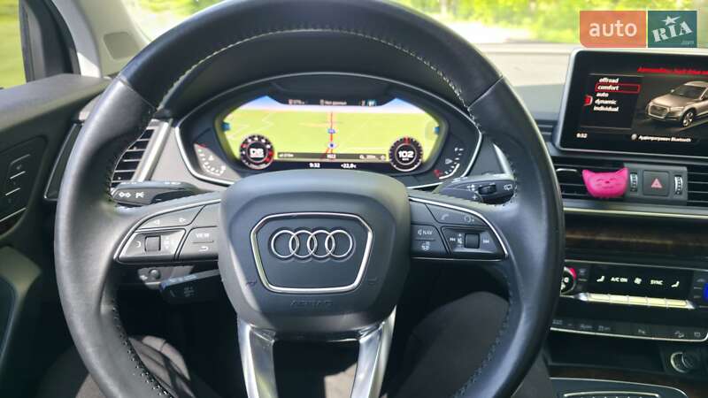 Внедорожник / Кроссовер Audi Q5 2017 в Ровно