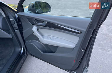 Внедорожник / Кроссовер Audi Q5 2020 в 