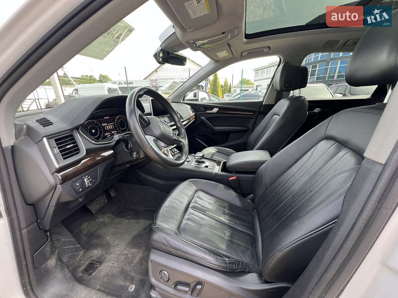 Внедорожник / Кроссовер Audi Q5 2018 в Стрые