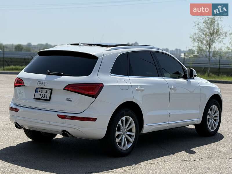 Внедорожник / Кроссовер Audi Q5 2015 в Днепре