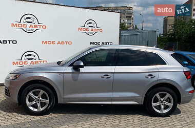 Позашляховик / Кросовер Audi Q5 2019 в 