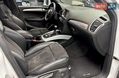 Позашляховик / Кросовер Audi Q5 2011 в 