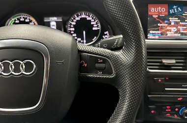Позашляховик / Кросовер Audi Q5 2011 в 