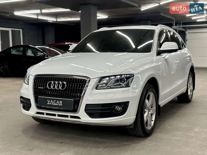 Внедорожник / Кроссовер Audi Q5 2011 в Харькове