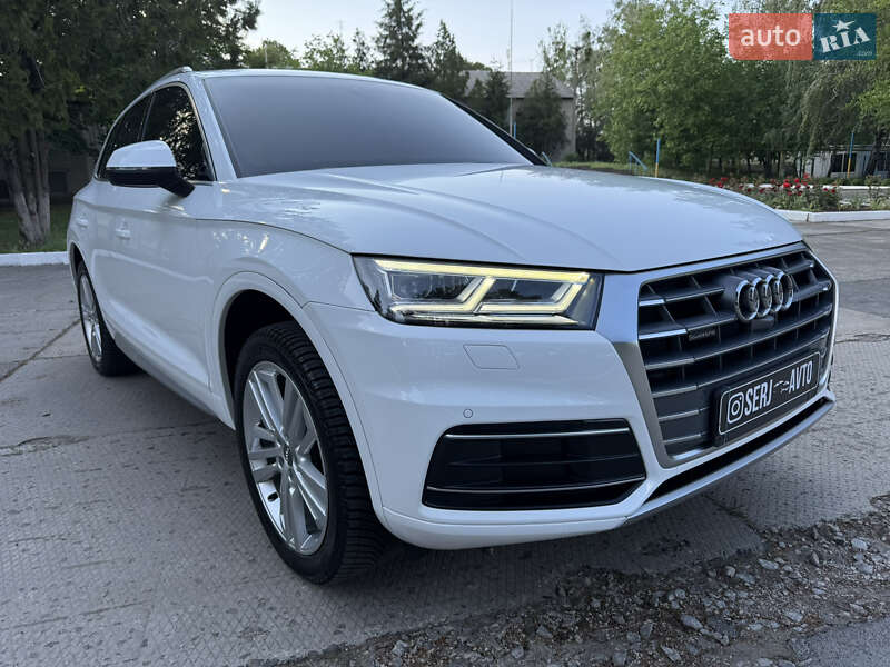 Позашляховик / Кросовер Audi Q5 2018 в Харкові