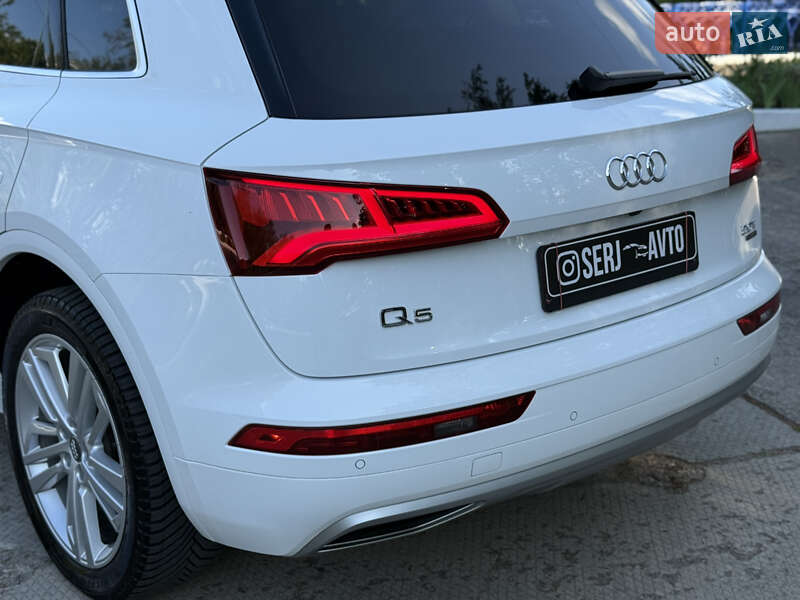 Позашляховик / Кросовер Audi Q5 2018 в Харкові