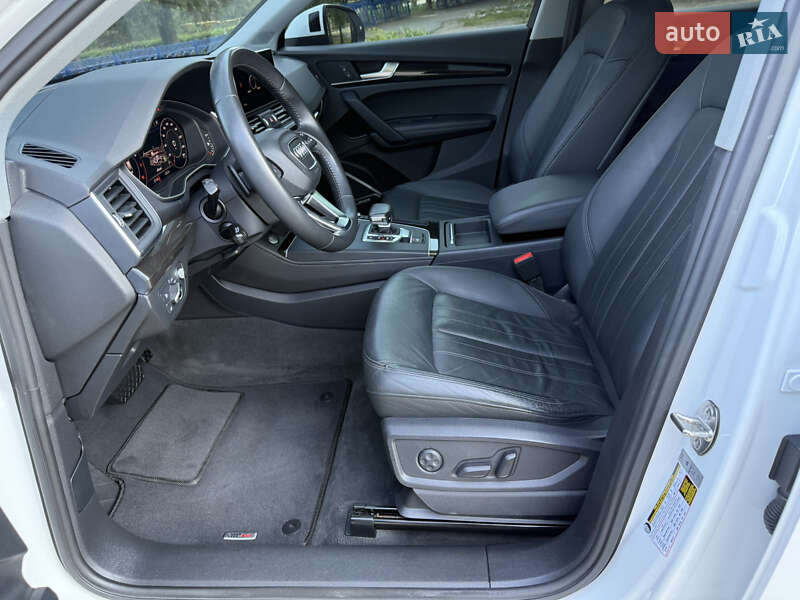 Позашляховик / Кросовер Audi Q5 2018 в Харкові