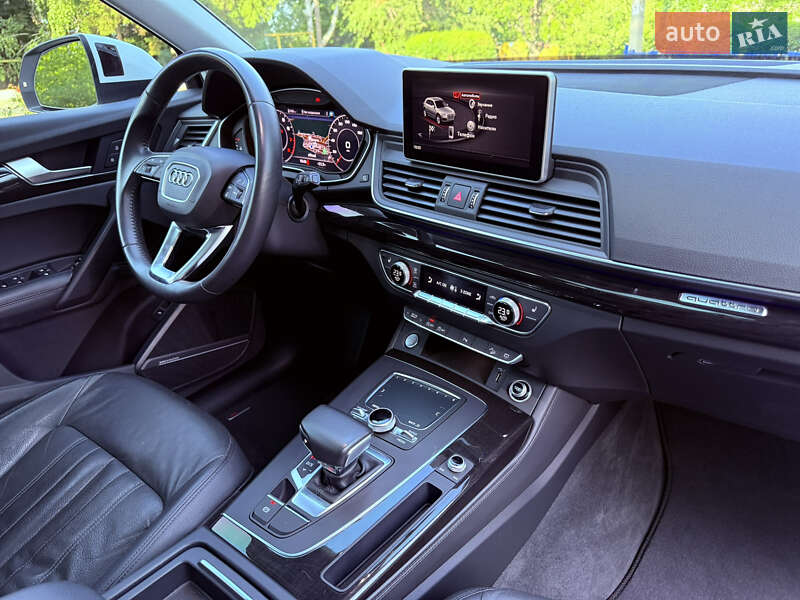 Позашляховик / Кросовер Audi Q5 2018 в Харкові