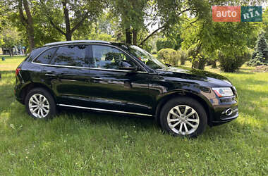Внедорожник / Кроссовер Audi Q5 2016 в 