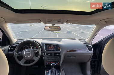 Внедорожник / Кроссовер Audi Q5 2011 в 