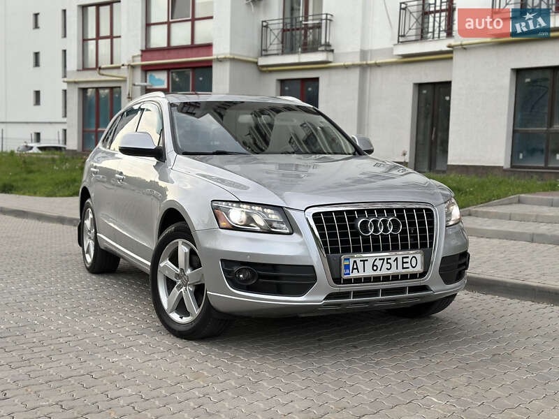 Позашляховик / Кросовер Audi Q5 2011 в 