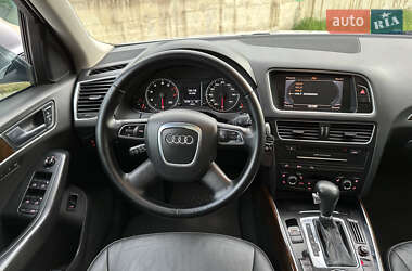 Позашляховик / Кросовер Audi Q5 2011 в 