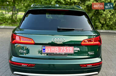 Внедорожник / Кроссовер Audi Q5 2018 в 