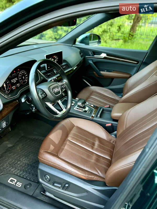 Внедорожник / Кроссовер Audi Q5 2018 в Львове