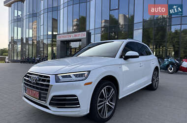 Внедорожник / Кроссовер Audi Q5 2019 в 