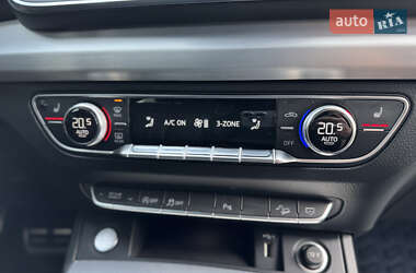 Внедорожник / Кроссовер Audi Q5 2019 в 