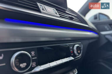 Внедорожник / Кроссовер Audi Q5 2019 в 