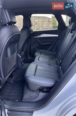 Внедорожник / Кроссовер Audi Q5 2019 в 