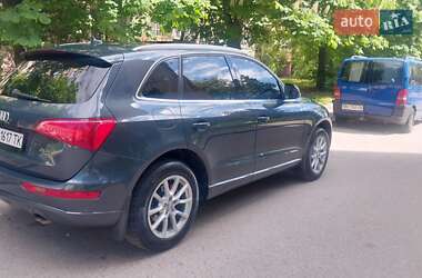 Внедорожник / Кроссовер Audi Q5 2010 в 