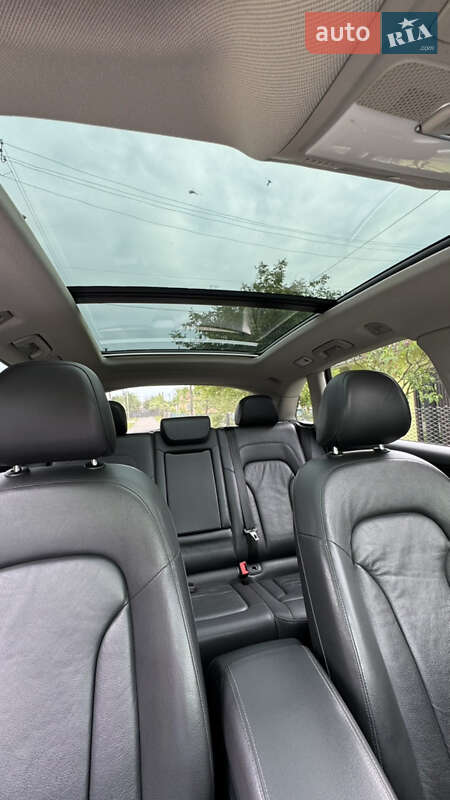 Внедорожник / Кроссовер Audi Q5 2012 в Нововолынске