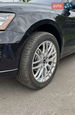 Внедорожник / Кроссовер Audi Q5 2012 в Нововолынске