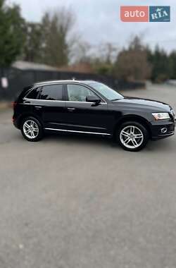 Позашляховик / Кросовер Audi Q5 2016 в 