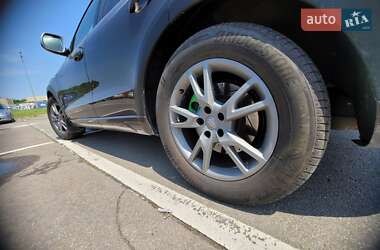 Внедорожник / Кроссовер Audi Q5 2011 в 