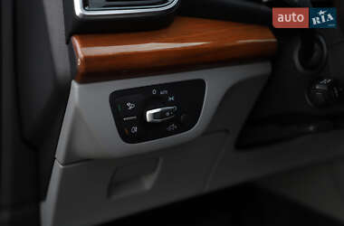 Внедорожник / Кроссовер Audi Q5 2021 в 