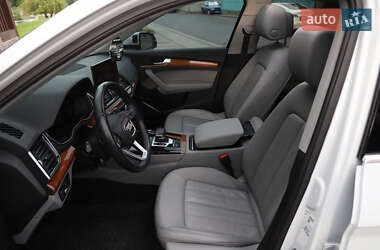Внедорожник / Кроссовер Audi Q5 2021 в 
