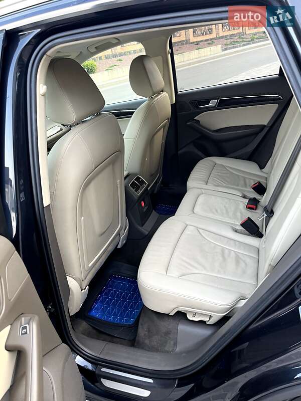 Внедорожник / Кроссовер Audi Q5 2013 в Луцке