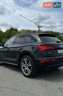 Внедорожник / Кроссовер Audi Q5 2019 в 