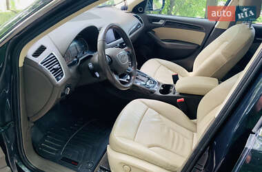 Позашляховик / Кросовер Audi Q5 2013 в 