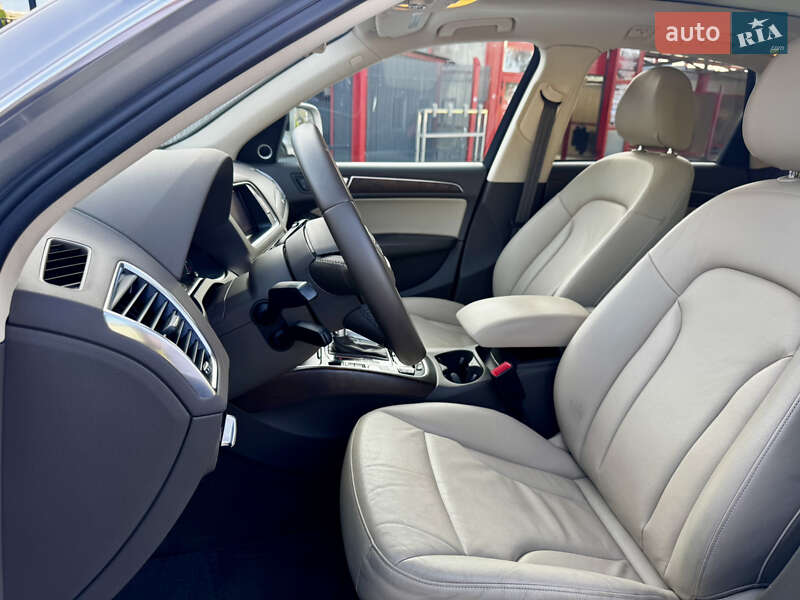 Позашляховик / Кросовер Audi Q5 2014 в Львові