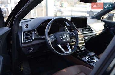 Внедорожник / Кроссовер Audi Q5 2022 в 