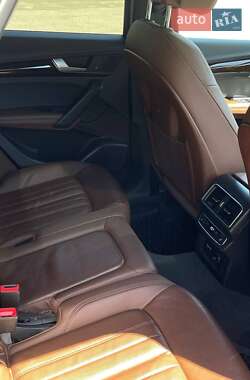 Внедорожник / Кроссовер Audi Q5 2019 в 