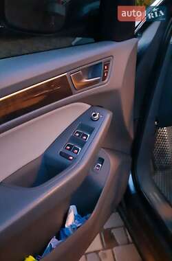 Внедорожник / Кроссовер Audi Q5 2012 в 