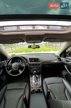 Внедорожник / Кроссовер Audi Q5 2012 в 