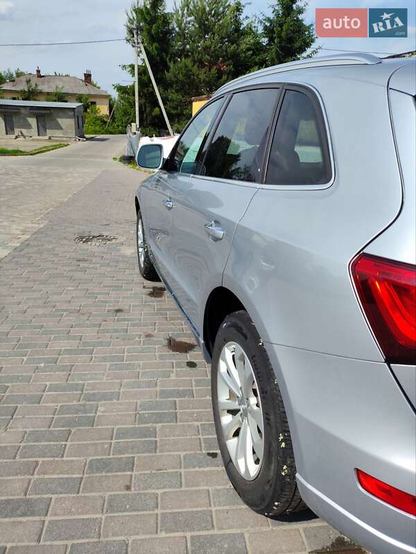 Внедорожник / Кроссовер Audi Q5 2015 в Городке