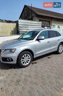 Позашляховик / Кросовер Audi Q5 2015 в 
