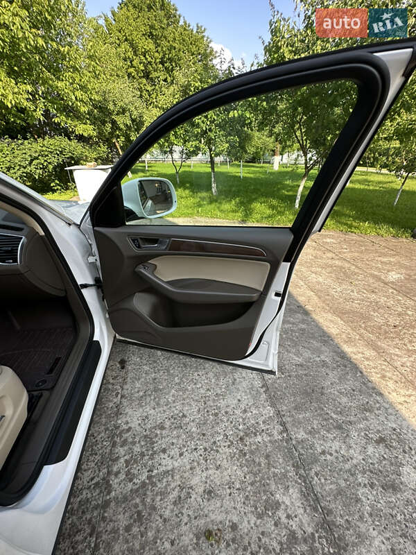 Внедорожник / Кроссовер Audi Q5 2015 в Бориславе