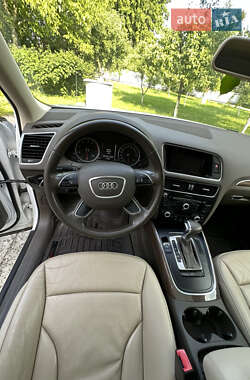 Позашляховик / Кросовер Audi Q5 2015 в 